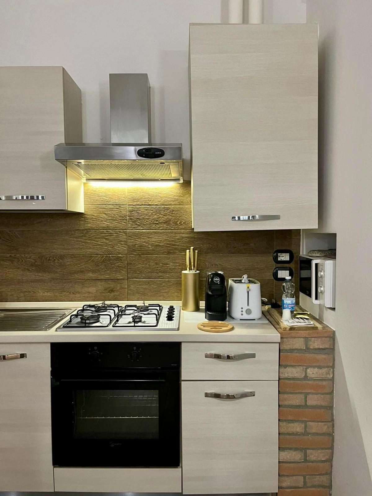 Appartement Residenza Corrado By Almanova Residenze à Mantoue Extérieur photo