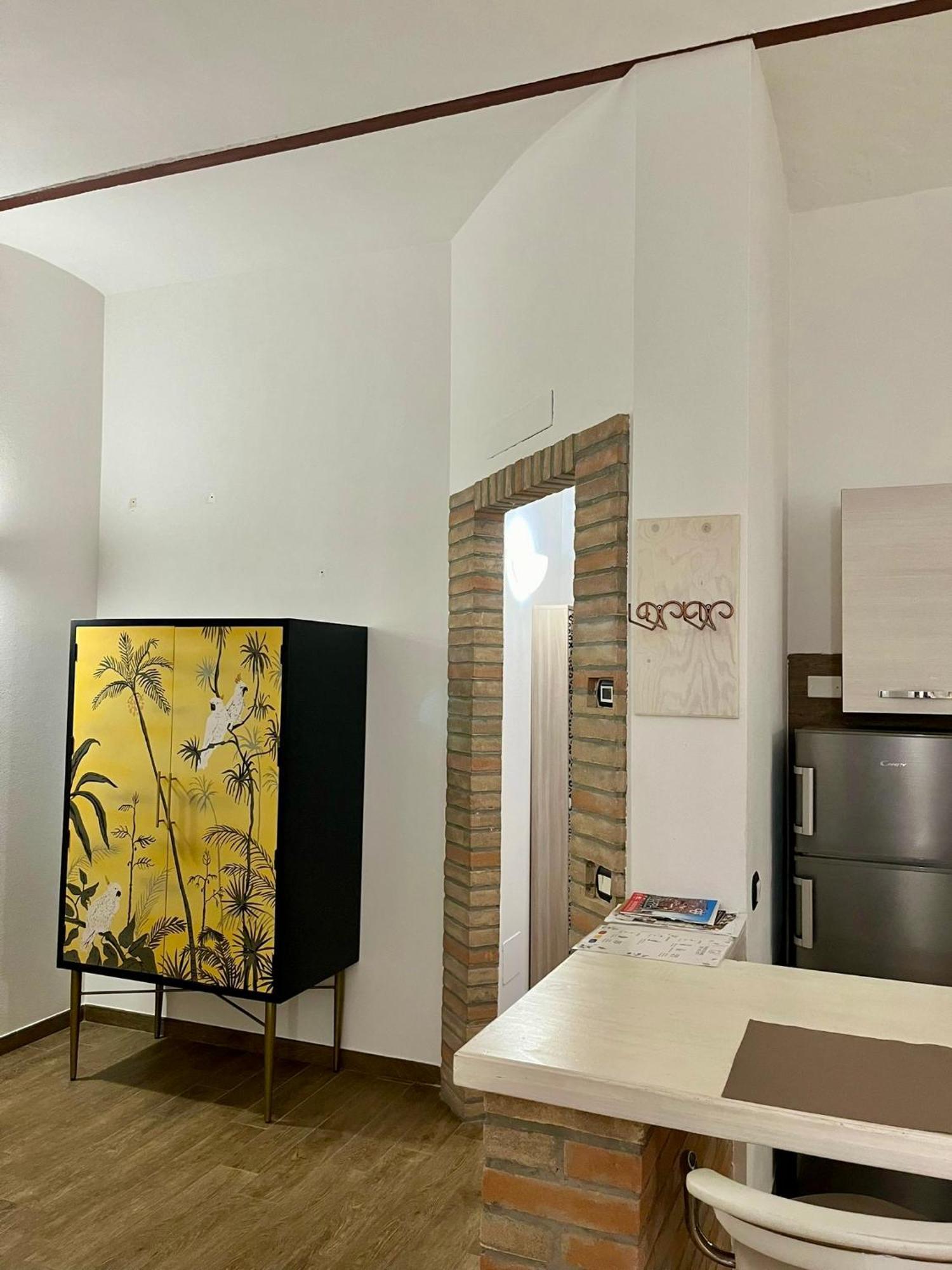 Appartement Residenza Corrado By Almanova Residenze à Mantoue Extérieur photo