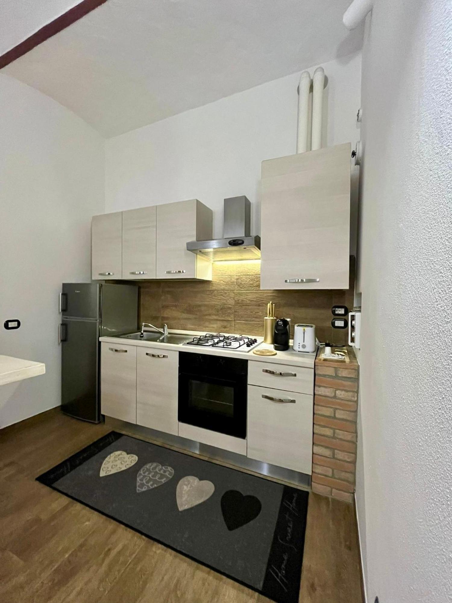 Appartement Residenza Corrado à Mantoue Extérieur photo